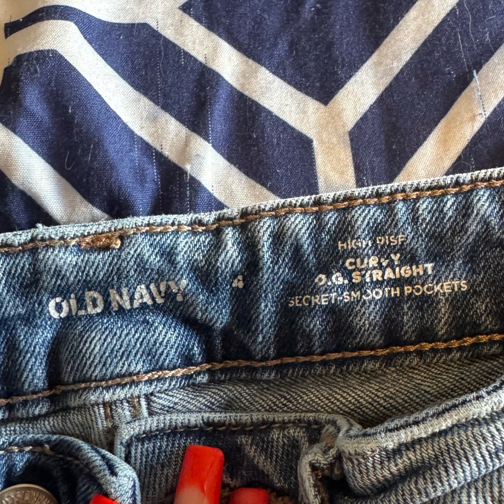 Old Navy Jeans - Picture 2 of 2